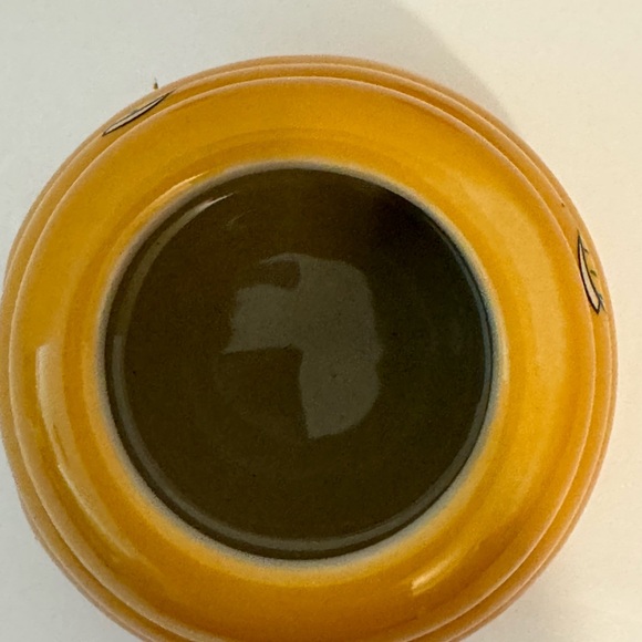 Honey Pot Beehive Honey Miel Lidded Ceramic Pot with Wood Dipper - Picture 4 of 7